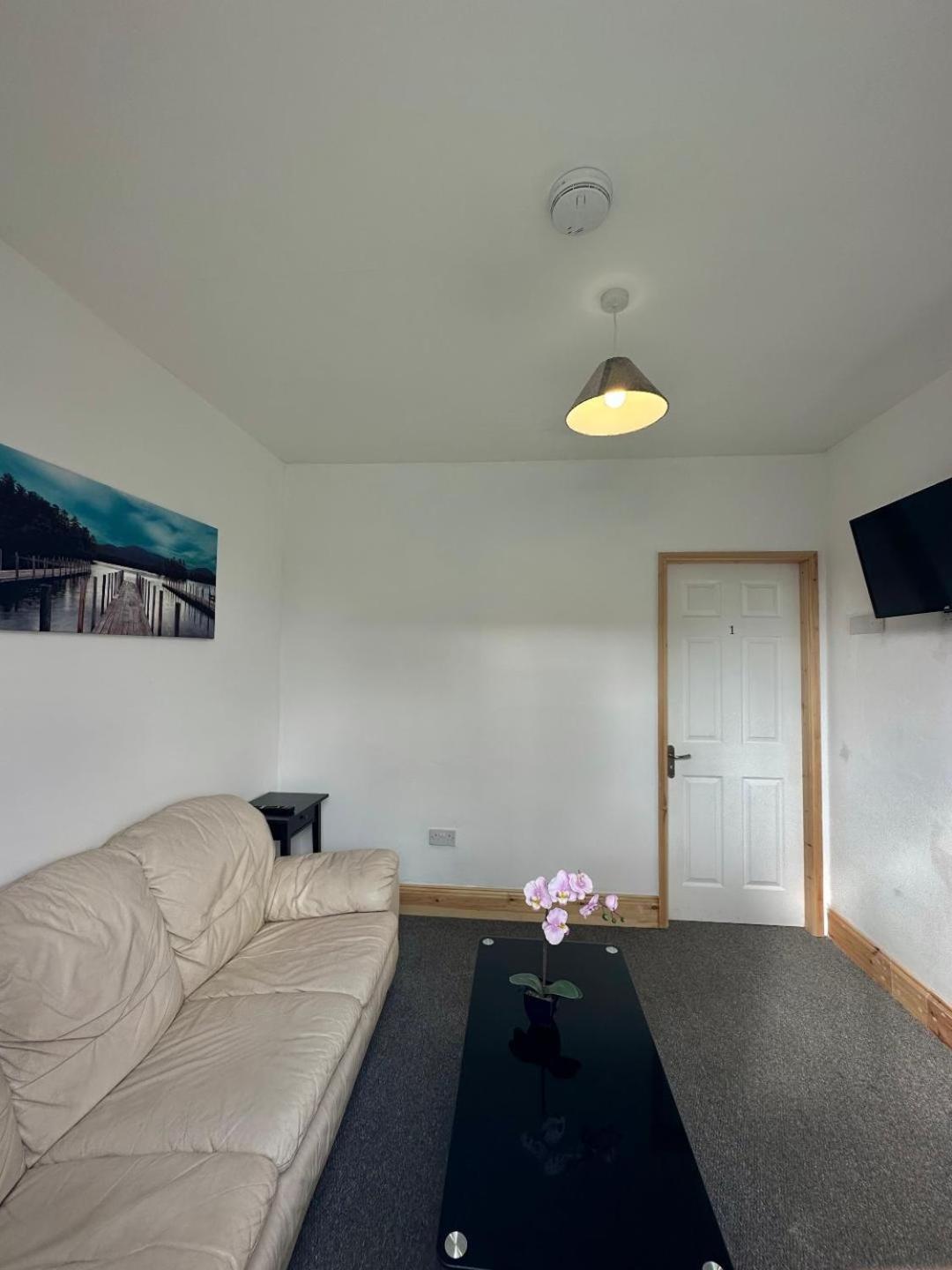 Browning House 3 Bedroom 6 Beds Long Or Short Stay Derby Exterior photo