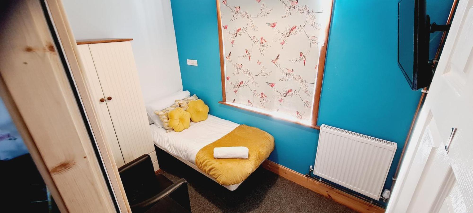 Browning House 3 Bedroom 6 Beds Long Or Short Stay Derby Exterior photo